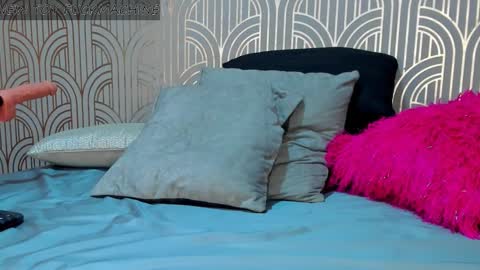   online show from 02/08/25, 04:47