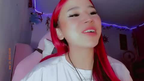 Snapshot of madison_x17 chatting on 01/26/25, 03:48 madso x17 online show from 01/26/25, 03:48