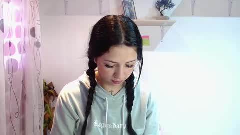 Madison Cambel online show from 12/12/24, 05:48