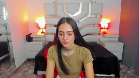 Snapshot of madisoncarzon chatting on 09/23/25, 07:28 Madison Carzon online show from 09/23/25, 07:28