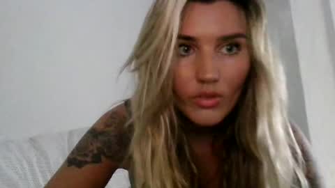 madisonlubbe2 online show from 07/08/26, 10:58