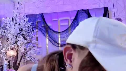  Madison  online show from 11/23/25, 06:02