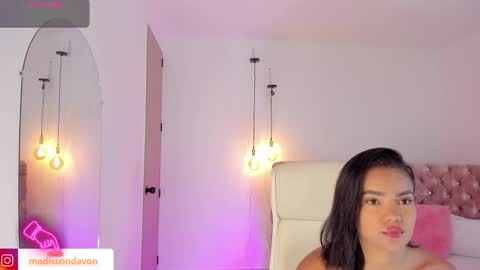 Madisson Davon online show from 10/01/25, 12:00