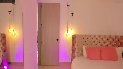 Snapshot of madisson_davon chatting on 03/14/26, 08:36 Madisson Davon online show from 03/14/26, 08:36