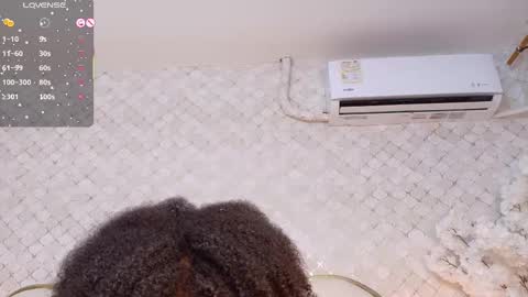 Madisson Lopez online show from 10/26/25, 03:34