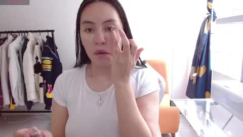 Snapshot of madissonn__ chatting on 06/03/26, 07:08 MADY online show from 06/03/26, 07:08
