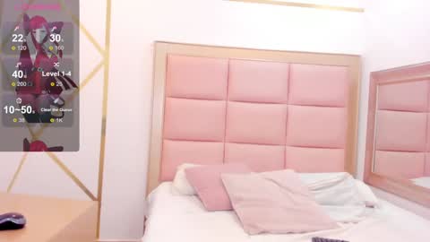 Snapshot of mady_edwards chatting on 12/14/24, 03:18 Mady online show from 12/14/24, 03:18