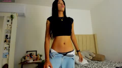 Snapshot of mady_edwards chatting on 06/07/26, 11:41 Mady online show from 06/07/26, 11:41