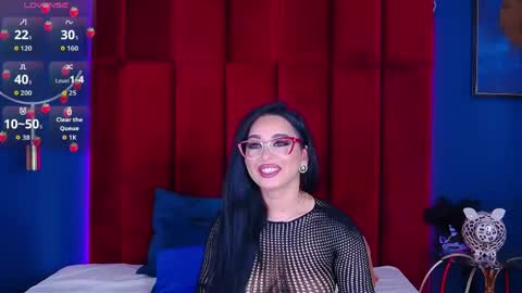 MadyLuxx online show from 05/13/26, 06:49