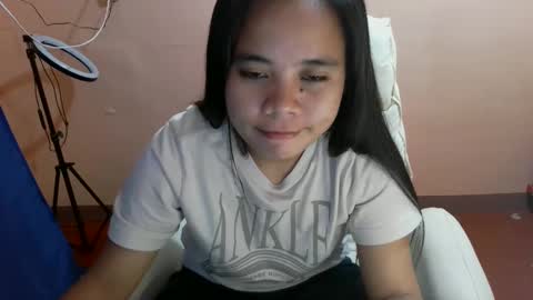 mae_lovers234xx online show from 02/14/25, 06:51