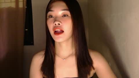 Snapshot of mae_luna chatting on 07/10/26, 10:23 mae_luna online show from 07/10/26, 10:23