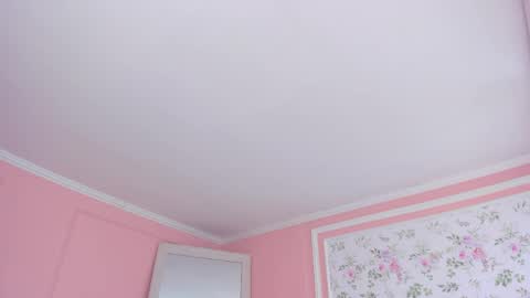 Mae Lyra online show from 04/11/26, 08:24