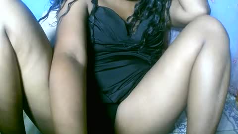 MaelahLove online show from 02/02/26, 02:43