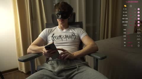 Snapshot of maestro3369 chatting on 02/23/25, 07:38 Mike XMaestro 3369 online show from 02/23/25, 07:38