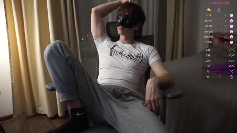 Snapshot of maestro3369 chatting on 02/27/25, 10:09 Mike XMaestro 3369 online show from 02/27/25, 10:09