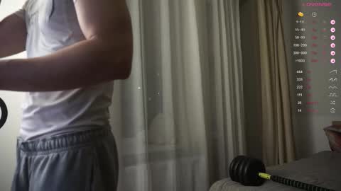 Snapshot of maestro3369 chatting on 10/19/25, 07:36 Mike XMaestro 3369 online show from 10/19/25, 07:36