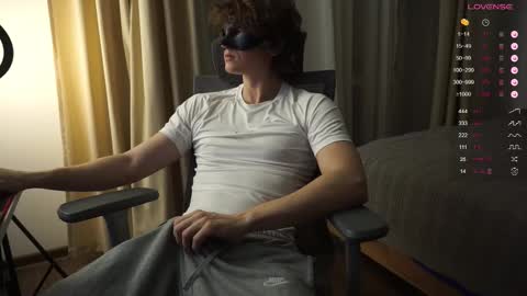 Snapshot of maestro3369 chatting on 11/01/25, 06:21 Mike XMaestro 3369 online show from 11/01/25, 06:21