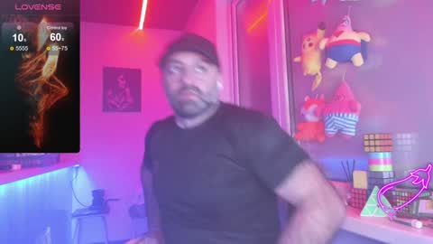 Snapshot of magabear chatting on 01/15/25, 05:05 Magabear online show from 01/15/25, 05:05