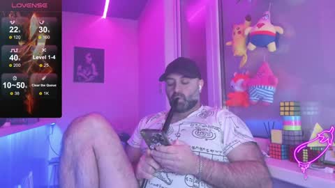 Snapshot of magabear chatting on 01/16/25, 07:20 Magabear online show from 01/16/25, 07:20