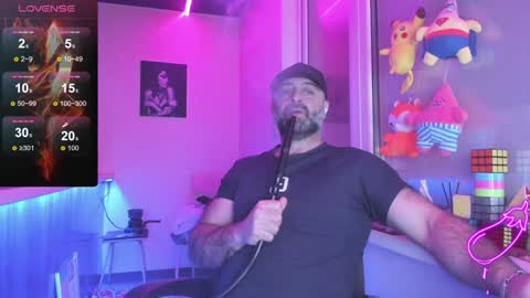 Snapshot of magabear chatting on 01/19/25, 09:02 Magabear online show from 01/19/25, 09:02