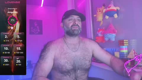 Snapshot of magabear chatting on 01/20/25, 03:39 Magabear online show from 01/20/25, 03:39