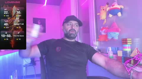 Snapshot of magabear chatting on 01/22/25, 09:02 Magabear online show from 01/22/25, 09:02