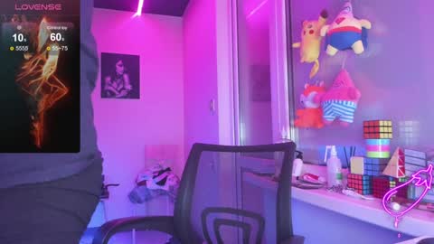 Snapshot of magabear chatting on 01/23/25, 12:19 Magabear online show from 01/23/25, 12:19