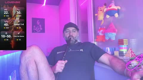 Snapshot of magabear chatting on 01/24/25, 12:20 Magabear online show from 01/24/25, 12:20