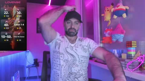 Snapshot of magabear chatting on 01/25/25, 12:16 Magabear online show from 01/25/25, 12:16