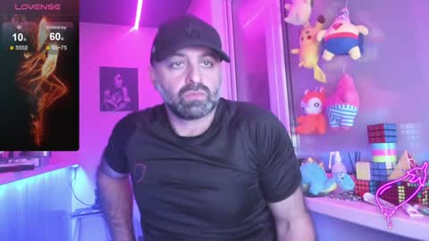 Snapshot of magabear chatting on 02/04/25, 10:02 Magabear online show from 02/04/25, 10:02