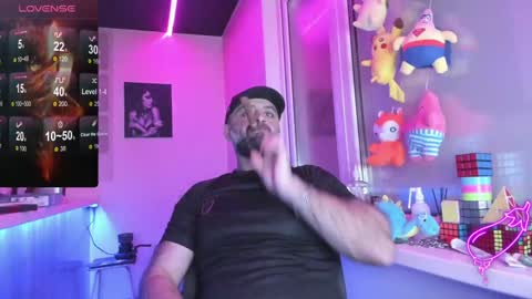 Snapshot of magabear chatting on 02/05/25, 07:39 Magabear online show from 02/05/25, 07:39