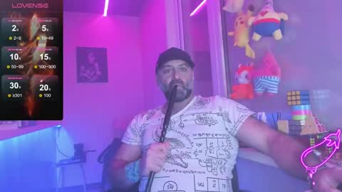 Snapshot of magabear chatting on 02/12/25, 07:02 Magabear online show from 02/12/25, 07:02