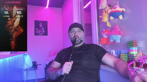 Snapshot of magabear chatting on 02/17/25, 08:26 Magabear online show from 02/17/25, 08:26