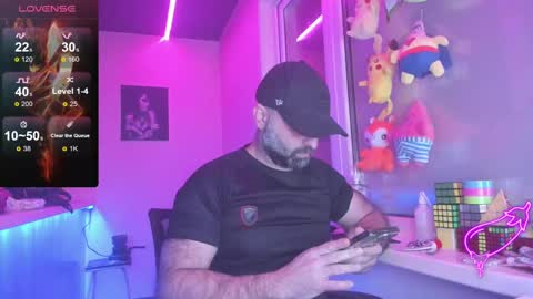 Snapshot of magabear chatting on 03/09/25, 01:25 Magabear online show from 03/09/25, 01:25