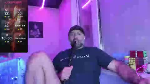 Snapshot of magabear chatting on 09/09/25, 10:53 Magabear online show from 09/09/25, 10:53