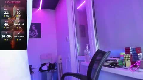 Snapshot of magabear chatting on 09/18/25, 11:29 Magabear online show from 09/18/25, 11:29