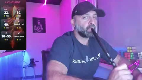 Snapshot of magabear chatting on 10/02/25, 10:11 Magabear online show from 10/02/25, 10:11