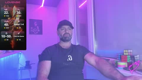 Snapshot of magabear chatting on 10/07/25, 07:00 Magabear online show from 10/07/25, 07:00