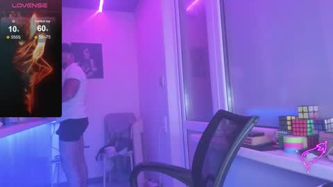 Snapshot of magabear chatting on 10/10/25, 12:31 Magabear online show from 10/10/25, 12:31