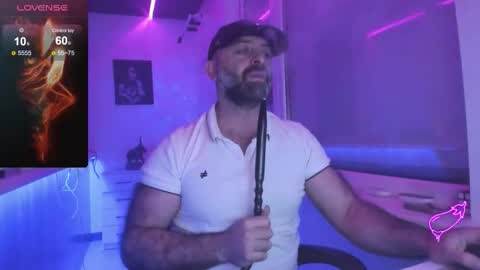 Snapshot of magabear chatting on 12/01/25, 03:17 Magabear online show from 12/01/25, 03:17