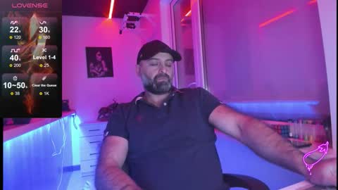 Snapshot of magabear chatting on 12/22/25, 10:56 Magabear online show from 12/22/25, 10:56