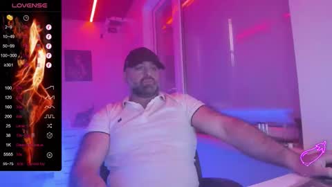 Snapshot of magabear chatting on 02/16/26, 05:47 Magabear online show from 02/16/26, 05:47