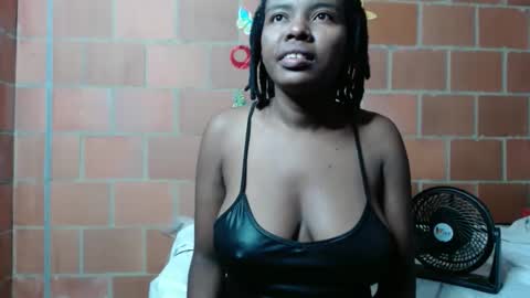 Snapshot of magaharper1 chatting on 01/13/25, 02:39 magaharper1 online show from 01/13/25, 02:39