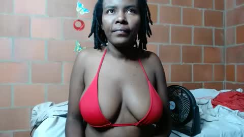 Snapshot of magaharper1 chatting on 01/16/25, 03:34 magaharper1 online show from 01/16/25, 03:34