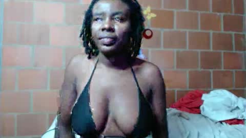Snapshot of magaharper1 chatting on 02/03/25, 01:30 magaharper1 online show from 02/03/25, 01:30