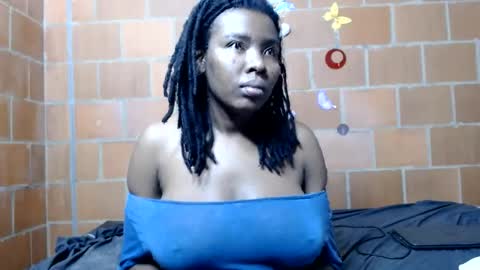 Snapshot of magaharper1 chatting on 07/17/26, 01:01 magaharper1 online show from 07/17/26, 01:01