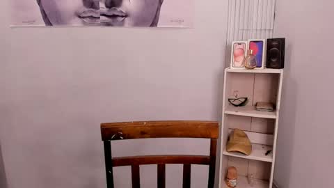 Snapshot of magdalenalovesex chatting on 08/05/26, 06:00 KATE online show from 08/05/26, 06:00
