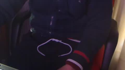 Snapshot of magellano98 chatting on 02/16/25, 08:54 Boy Sexy XXX online show from 02/16/25, 08:54