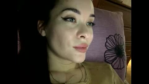 magggg658318 online show from 01/28/25, 11:17