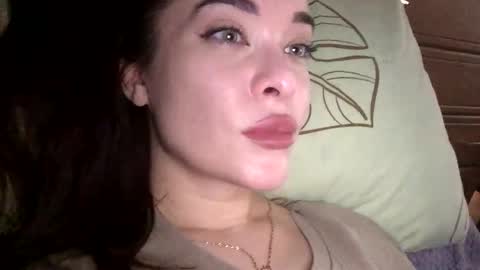 magggg658318 online show from 10/14/25, 11:33